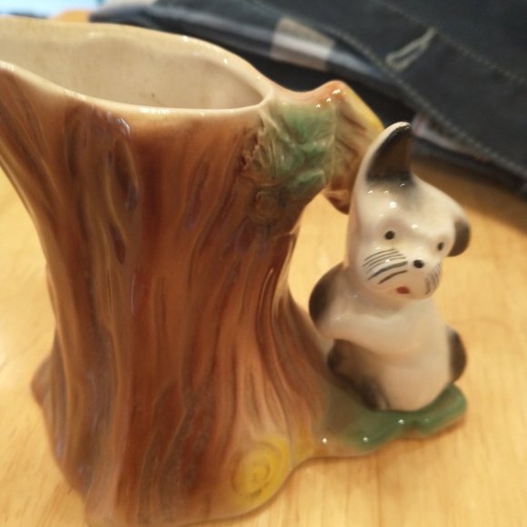 Vintage Eastgate Pottery Dog and Stump Vase - Picture 2 of 6